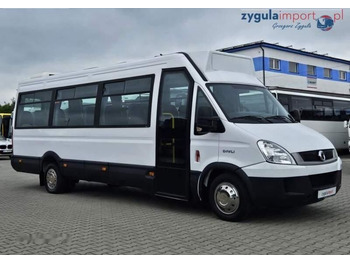 Микроавтобус IVECO Daily