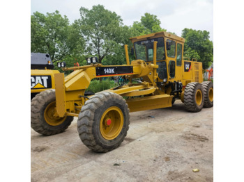 Грейдер CATERPILLAR 140H