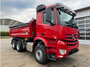 Самосвал MERCEDES-BENZ Arocs 2651