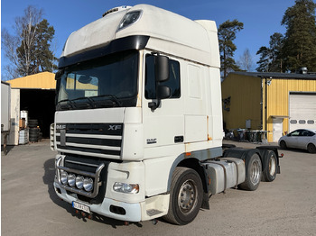 Грузовик DAF XF 105 460