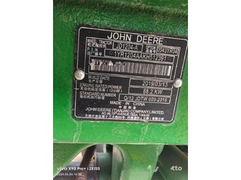 Трактор John Deere 6120B: фото 4