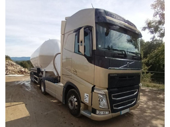 Тягач VOLVO FH 500