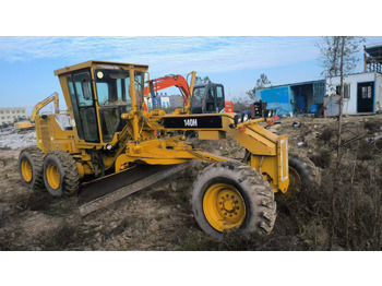 Грейдер CATERPILLAR 140H