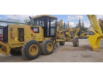 Грейдер CATERPILLAR 140K