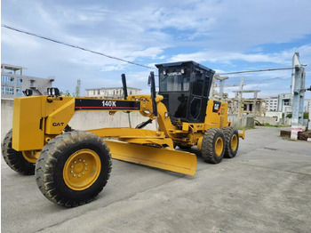 Грейдер CATERPILLAR 140K