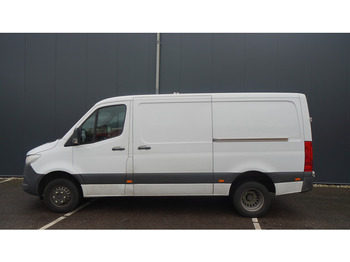 Грузовик с закрытым кузовом MERCEDES-BENZ Sprinter 516