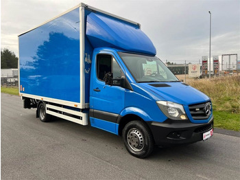 Грузовик с закрытым кузовом MERCEDES-BENZ Sprinter 516