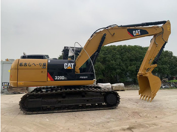 Гусеничный экскаватор CATERPILLAR 320D