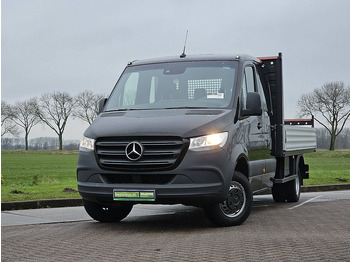 Малотоннажный бортовой грузовик MERCEDES-BENZ Sprinter 516