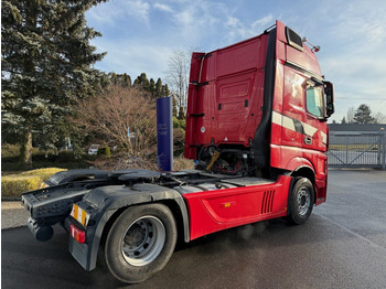 Тягач Mercedes-Benz 1848 Actros Gigaspace: фото 3