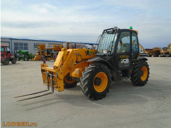 Телескопический погрузчик JCB