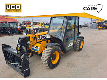 Телескопический погрузчик JCB