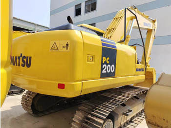 Гусеничный экскаватор KOMATSU PC200-7 PC200: фото 2