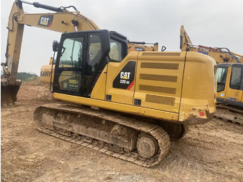 Гусеничный экскаватор CATERPILLAR 320GC