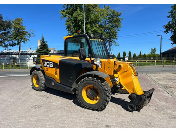 Телескопический погрузчик JCB