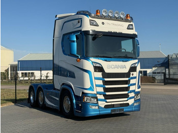 Тягач SCANIA S 500