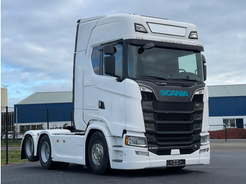 Тягач SCANIA S 580