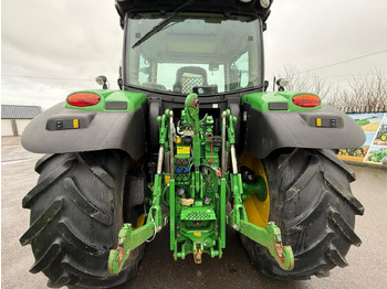 Трактор John Deere 6135R: фото 5