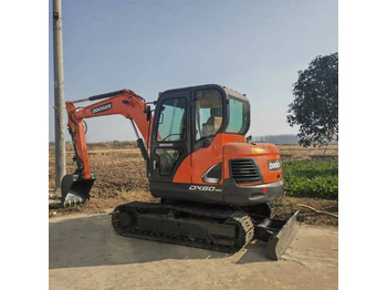 Мини-экскаватор DOOSAN DX60