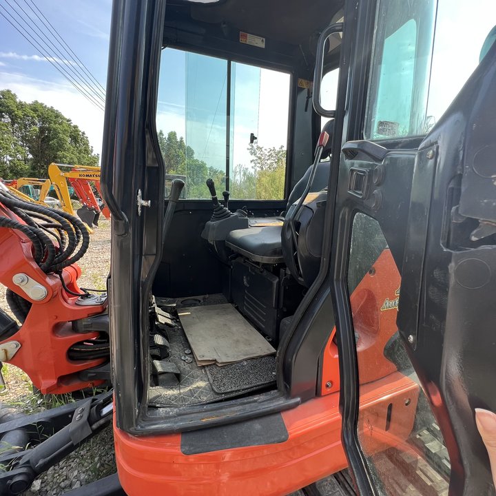 Мини-экскаватор KUBOTA KX155: фото 5