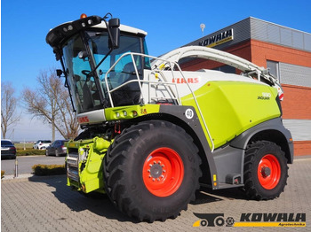 Кормоуборочный комбайн CLAAS Jaguar 930