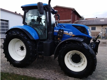 Трактор NEW HOLLAND T7.225