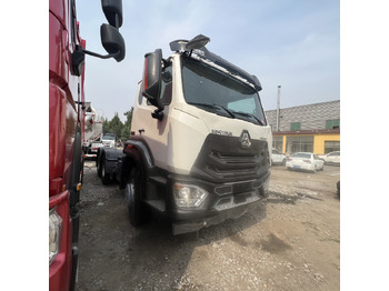 Тягач SINOTRUK