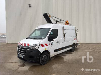 Грузовик с подъемником RENAULT Master