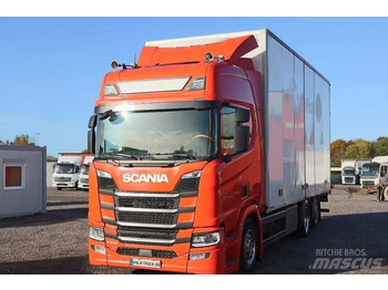 Грузовик с закрытым кузовом SCANIA R 500