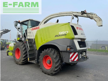 Кормоуборочный комбайн CLAAS Jaguar 950