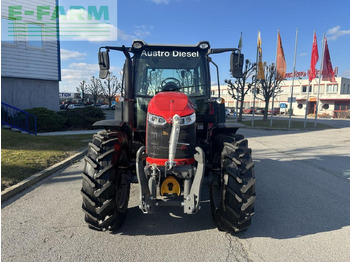 Трактор MASSEY FERGUSON 5711