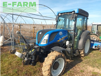 Трактор NEW HOLLAND T4