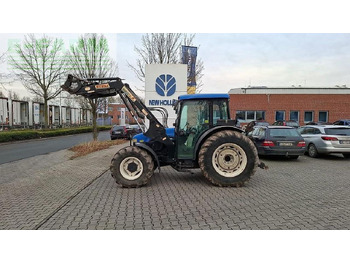 Трактор NEW HOLLAND