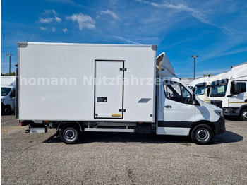 Малотоннажный фургон MERCEDES-BENZ Sprinter 319