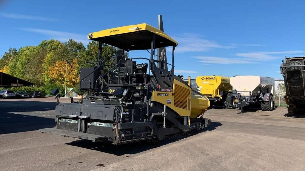 Асфальтоукладчик Bomag BF 800 C: фото 8