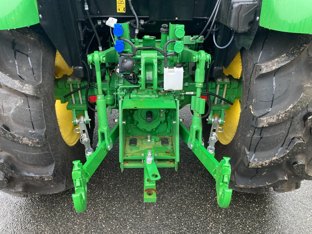 Новый Трактор John Deere 5075E: фото 14