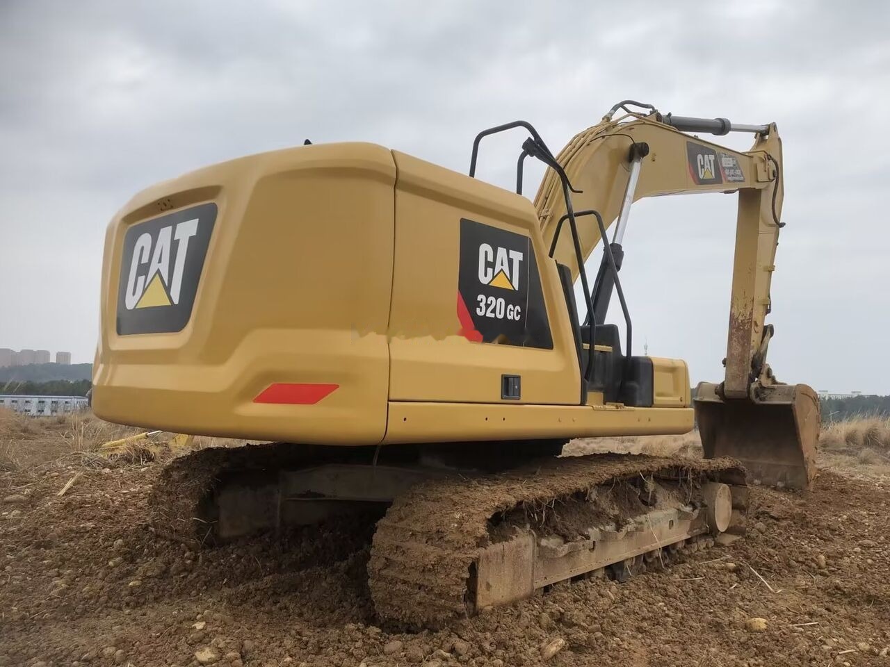 Гусеничный экскаватор Caterpillar 320GC: фото 7