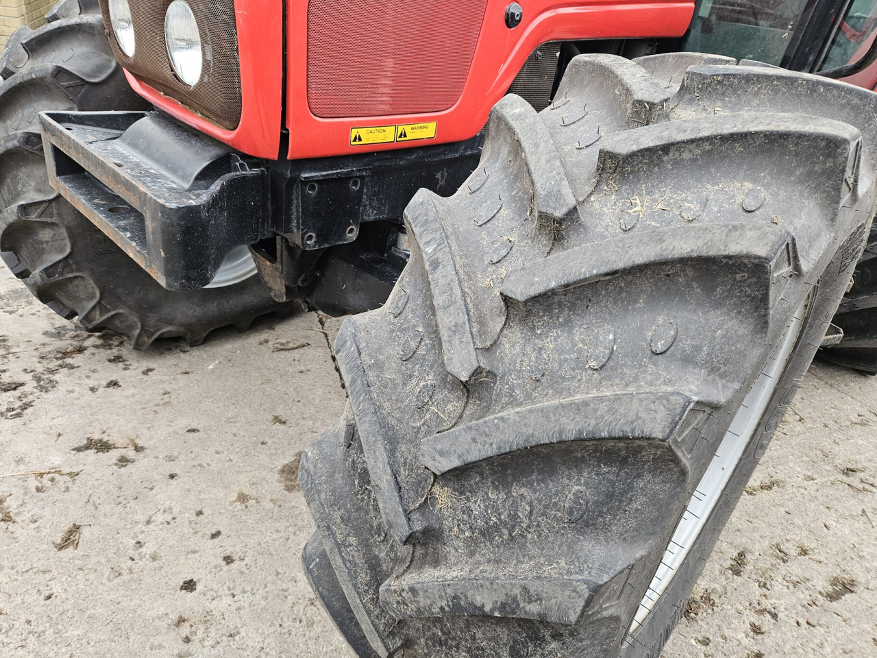 Трактор 2007 MF 5455, 520R38 Wide Wheels: фото 6 Трактор 2007 MF 5455, 520R38 Wide Wheels: фото 6