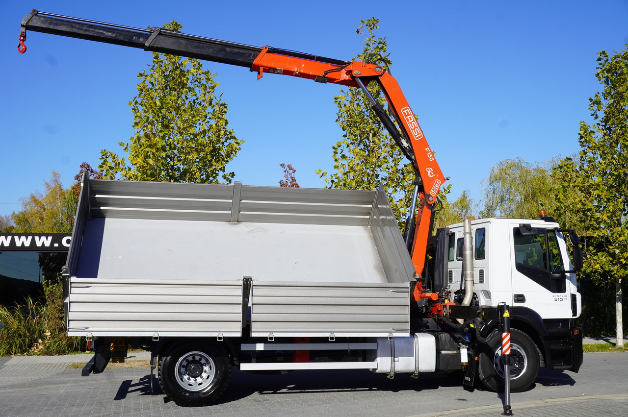 Грузовик бортовой/ Платформа, Автоманипулятор IVECO Stralis 310 E6 / NEW 3-sided tipper / Fassi F135 crane with remote control: фото 7