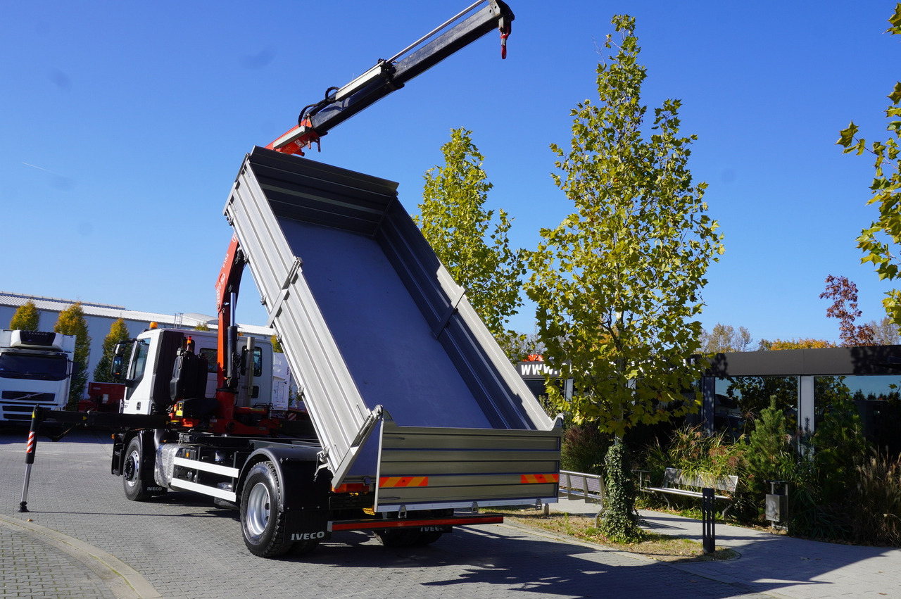 Грузовик бортовой/ Платформа, Автоманипулятор IVECO Stralis 310 E6 / NEW 3-sided tipper / Fassi F135 crane with remote control: фото 11