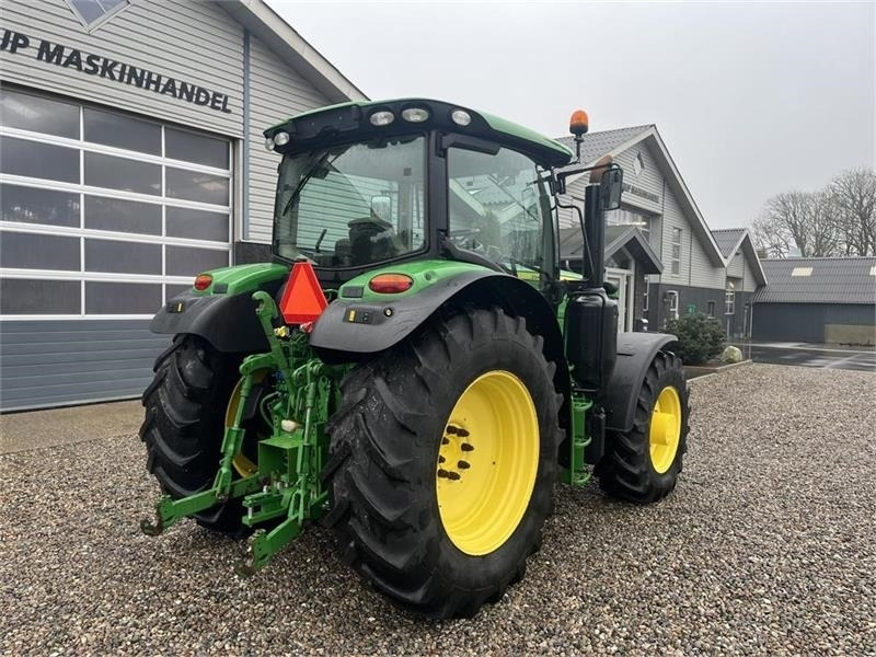 Трактор John Deere 6130R Krybegear, TLS Affjedret foraksel og affjedr: фото 14