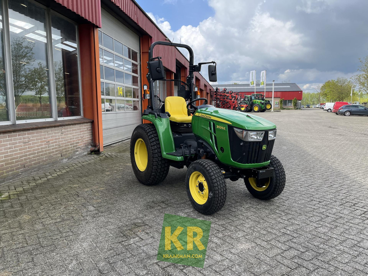 Новый Минитрактор John Deere 3025E: фото 6