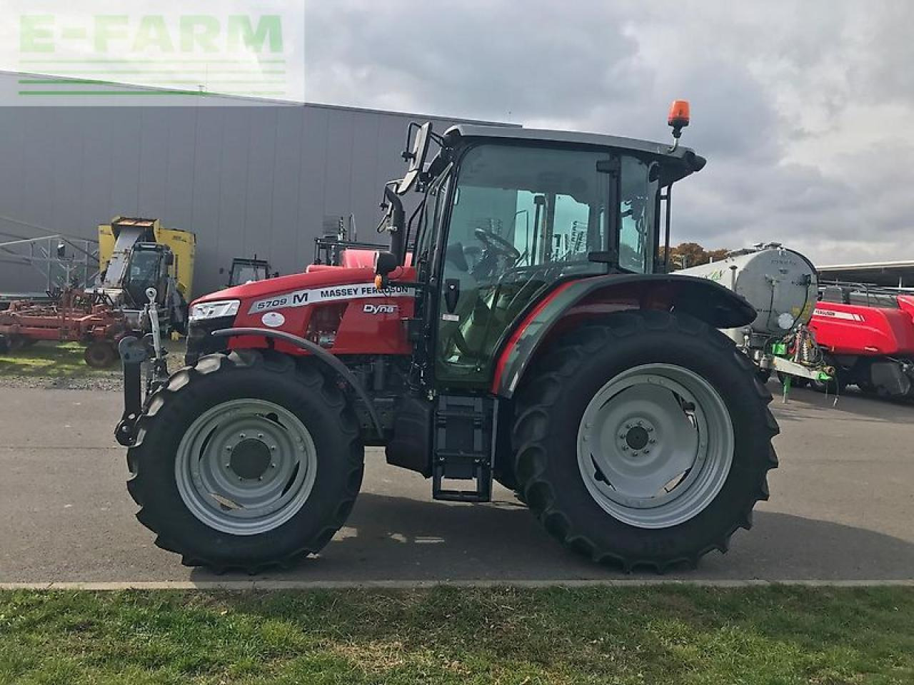 Трактор Massey Ferguson mf 5709 m dyna-4: фото 8