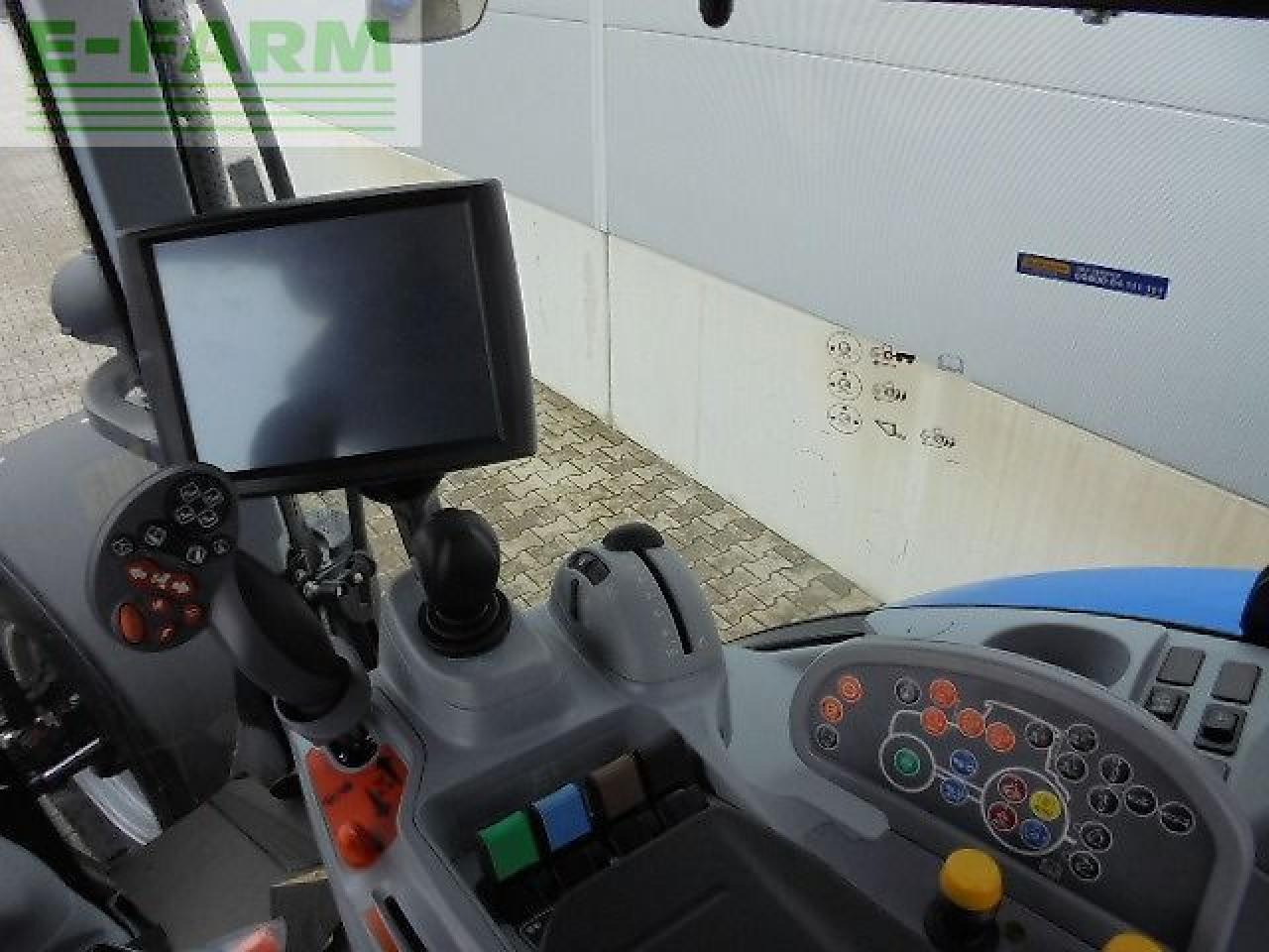 Трактор New Holland t7.225 autocommand my19: фото 7