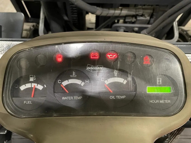 Дизельный погрузчик Doosan D30G Yanmar 3 ton Triplex Freelift Sideshift Diesel Heftruck 470 cm hefhoogte: фото 10 Дизельный погрузчик Doosan D30G Yanmar 3 ton Triplex Freelift Sideshift Diesel Heftruck 470 cm hefhoogte: фото 10